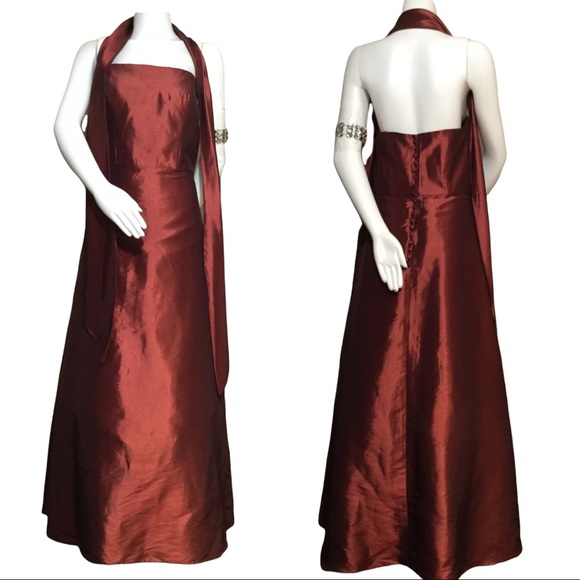 Bella Designs Formal Burgandy A Line Evening Dress Size 12 - Picture 3 of 8